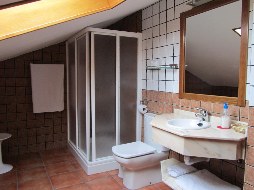 Apartamentos Rurales Casa Baltasar Monasterio De Hermo Zimmer foto
